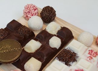 Barra de Chocolate Recheada com Brigadeiros