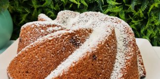 Bolo Simples; Aprenda a fazer um bolo fofinho e saboroso em poucos minutos