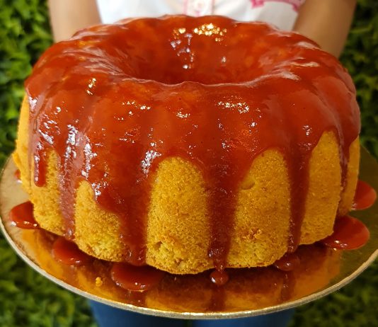 Bolo de fubá super fofo com goiabada; simples e fácil que desmancha na boca!
