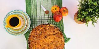 Torta preguiçosa de maçã