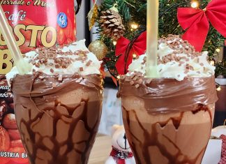 Como Fazer o Melhor Milkshake de Chocolate com Nutella e Café Como Fazer o Melhor Milkshake de Chocolate com Nutella e Café