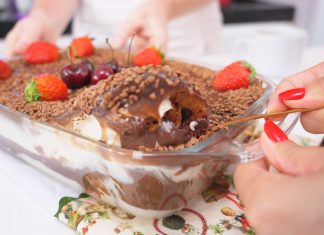 Receita de Pavetone de Natal: Como Fazer o Pavê Natalino Perfeito Receita de Pavetone de Natal: Como Fazer o Pavê Natalino Perfeito