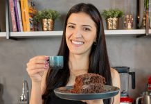 Bolo Gelado de Chocolate: Receita Irresistível e Fácil de Fazer! Bolo Gelado de Chocolate