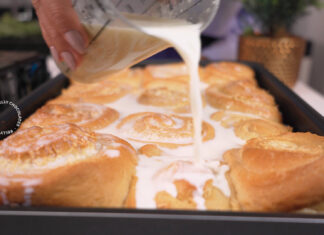 Fatia Húngara: Preço, Origem, Curiosidades e Calorias – Tudo o Que Você Precisa Saber sobre o pãozinho de coco! Fatia Húngara: Preço, Origem, Curiosidades e Calorias